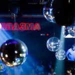софиты и шары в клубе плазма