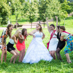 подружки невесты в ауте